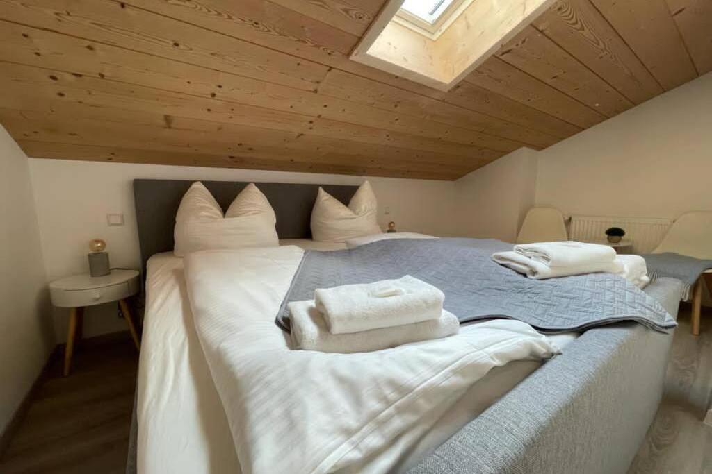 Gemuetliche Ferienwohnung Im Dg Am Tegernsee - Bergblick, Ruhe & Ganz Viel Platz Bad Wiessee Zewnętrze zdjęcie