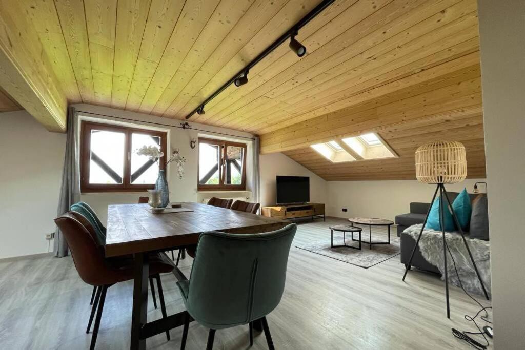Gemuetliche Ferienwohnung Im Dg Am Tegernsee - Bergblick, Ruhe & Ganz Viel Platz Bad Wiessee Zewnętrze zdjęcie